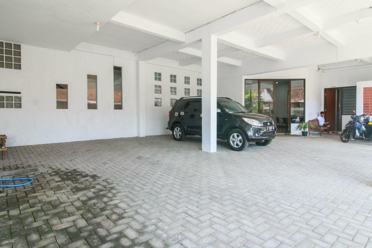 Reddoorz Syariah Near Universitas Jenderal Soedirman Purwokerto Luaran gambar