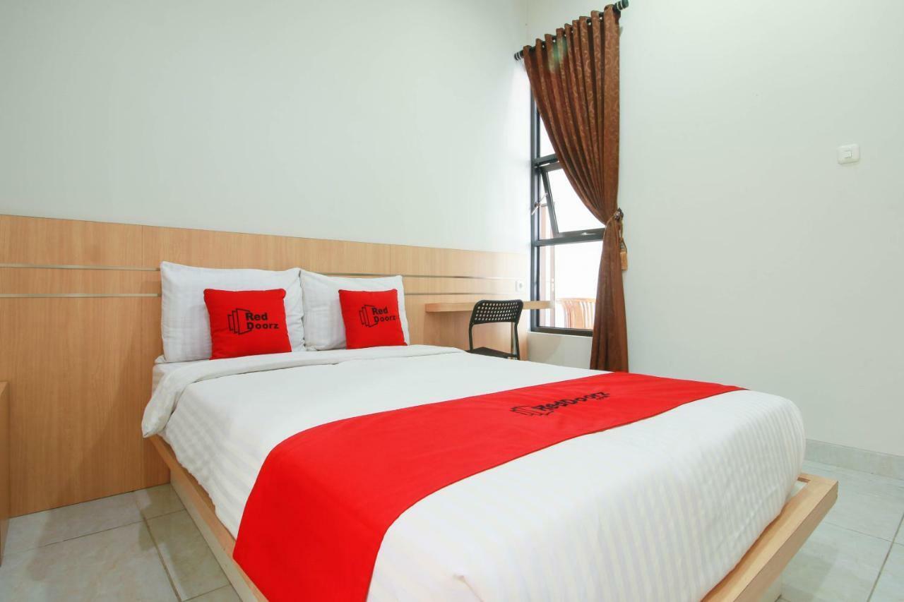 Reddoorz Syariah Near Universitas Jenderal Soedirman Purwokerto Luaran gambar