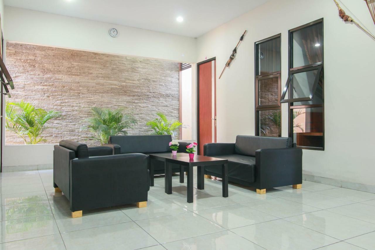 Reddoorz Syariah Near Universitas Jenderal Soedirman Purwokerto Luaran gambar