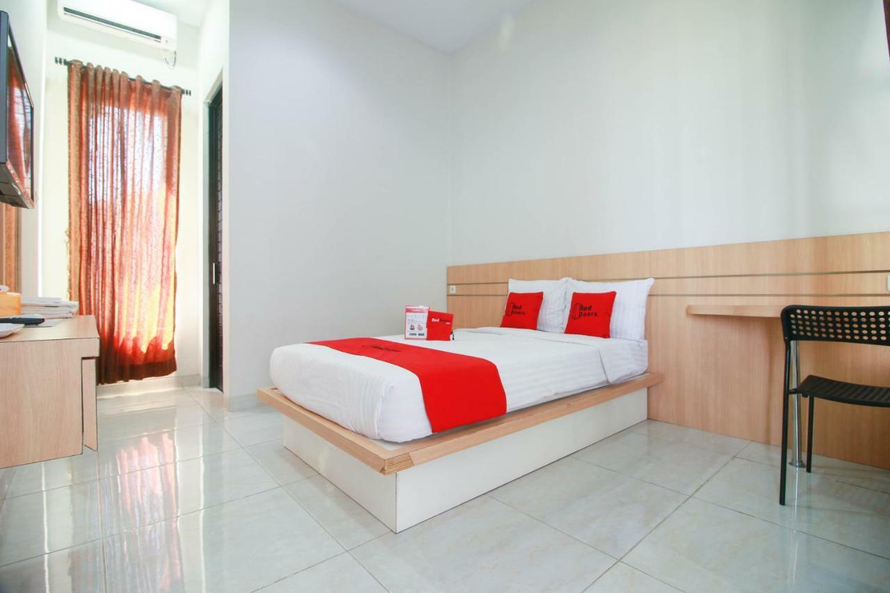 Reddoorz Syariah Near Universitas Jenderal Soedirman Purwokerto Luaran gambar