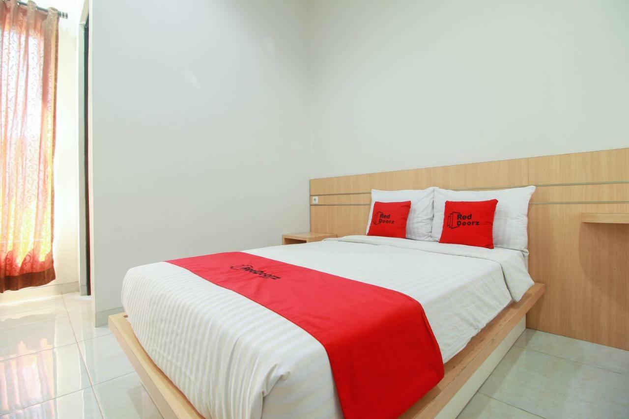 Reddoorz Syariah Near Universitas Jenderal Soedirman Purwokerto Luaran gambar