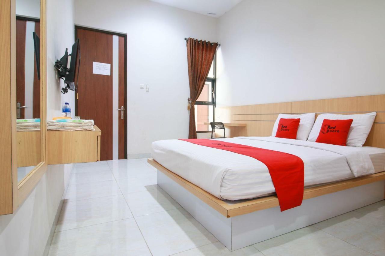 Reddoorz Syariah Near Universitas Jenderal Soedirman Purwokerto Luaran gambar